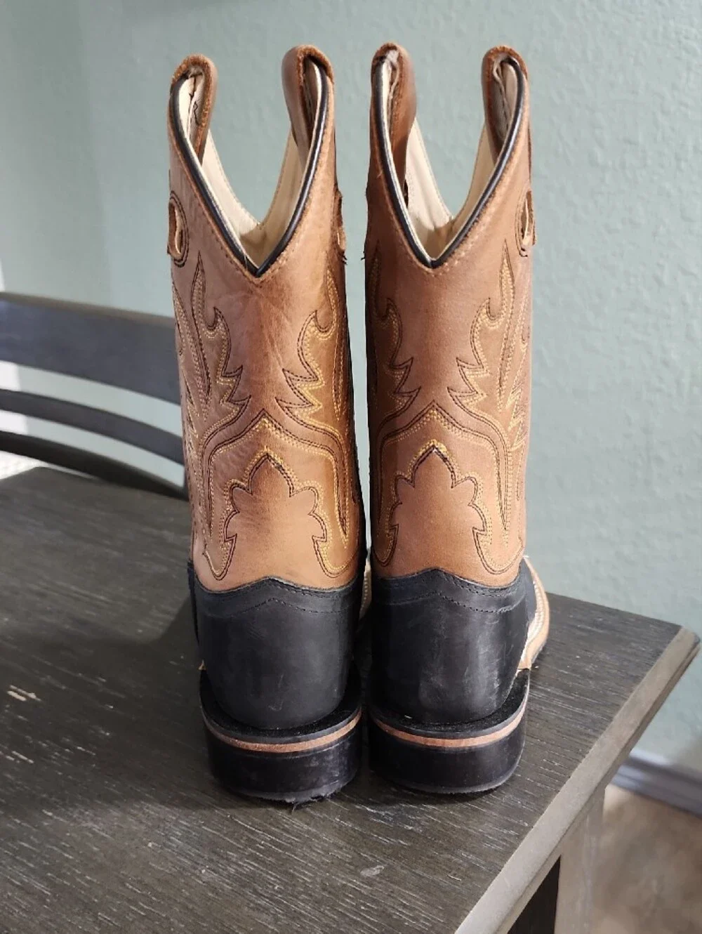 BOYS Two-Tone Brown and Black Western Pull-On Boots